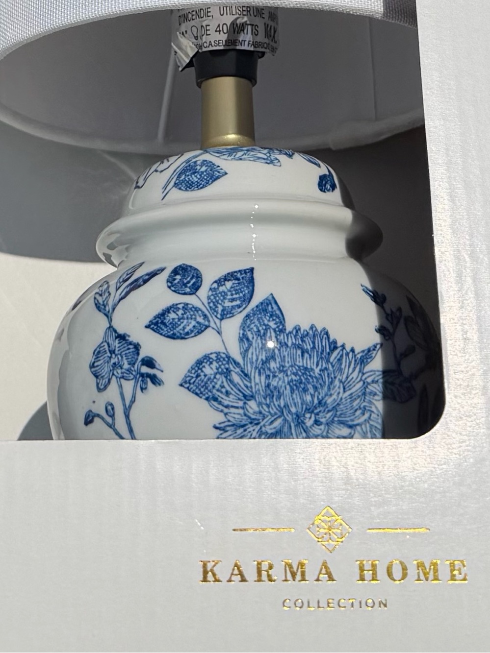 KARMA HOME NWT 2pc Karma Home Collection Blue & White Floral Ginger lamps - Picture 2 of 3